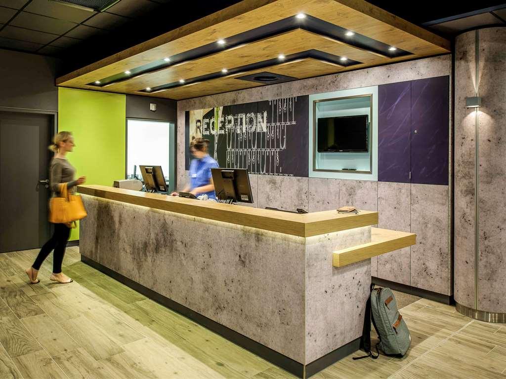Ibis Budget Bourgoin Jallieu Centre Dış mekan fotoğraf