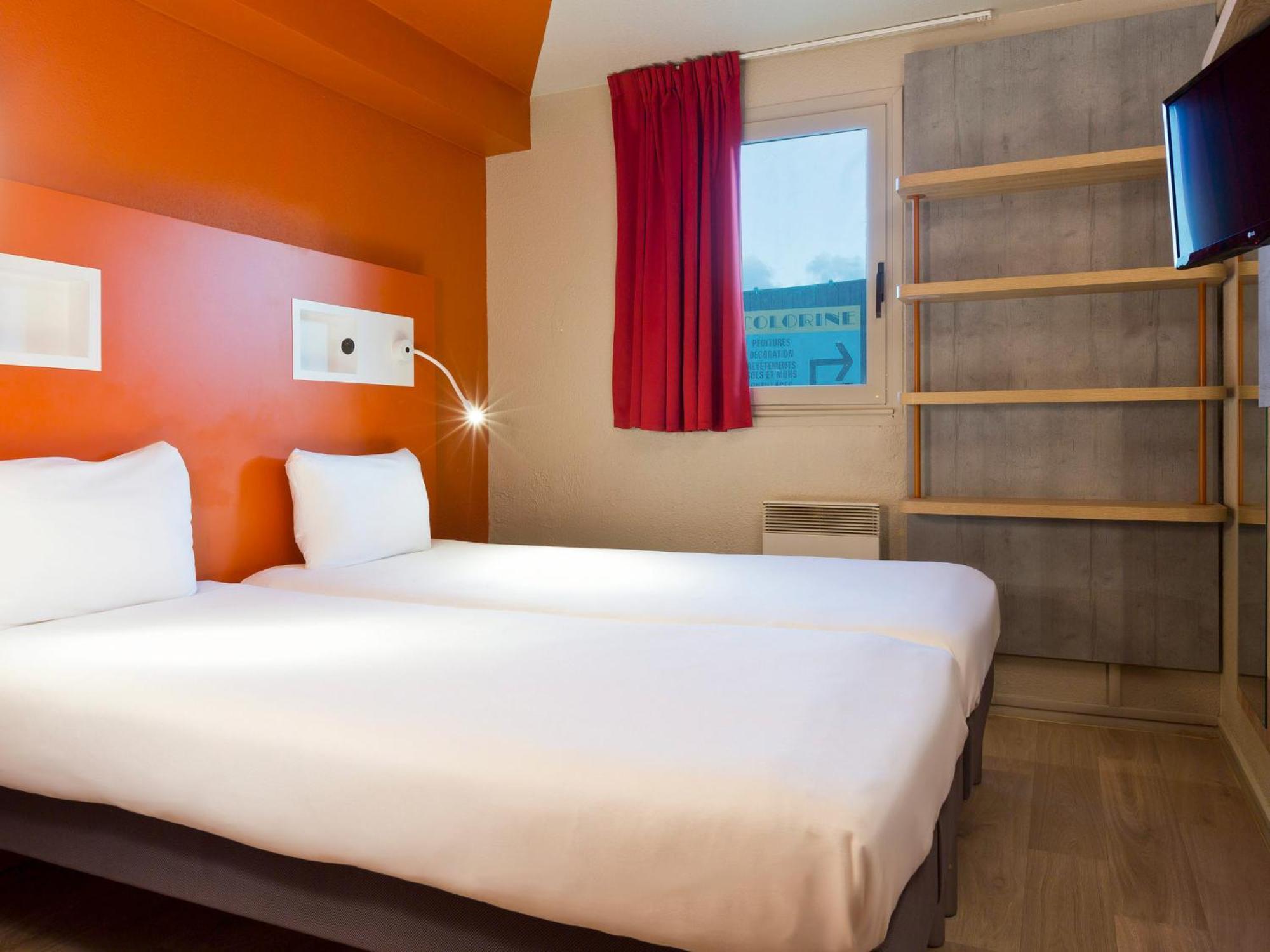 Ibis Budget Bourgoin Jallieu Centre Dış mekan fotoğraf
